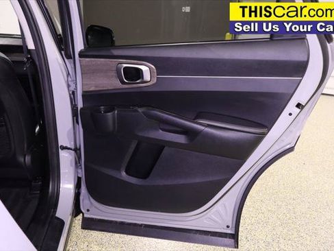 Used 2022 Kia Sorento EX w/ Panoramic Sunroof Package FWD image 36