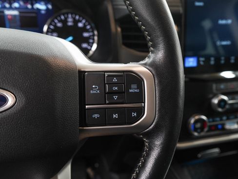 Used 2024 Ford Expedition Max XLT AWD/4WD image 30