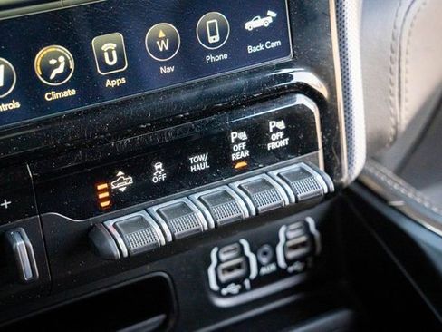 Used 2020 RAM 1500 Limited image 27