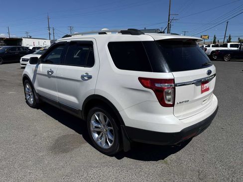 Used 2015 Ford Explorer Limited w/ Equipment Group 302A AWD/4WD image 5