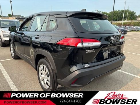 Used 2023 Toyota Corolla Cross L FWD image 3