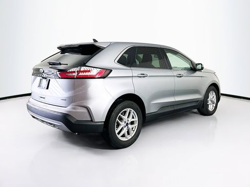 Used 2022 Ford Edge SEL image 9