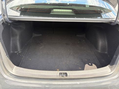 Used 2025 Toyota Corolla LE FWD image 22