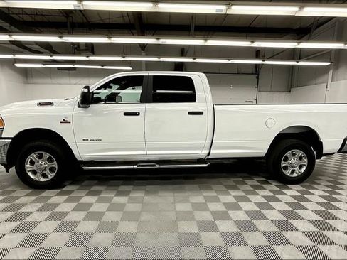 Used 2024 RAM 3500 Big Horn image 14