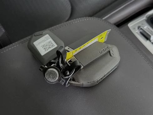 Used 2025 Kia Carnival SX Prestige FWD image 22