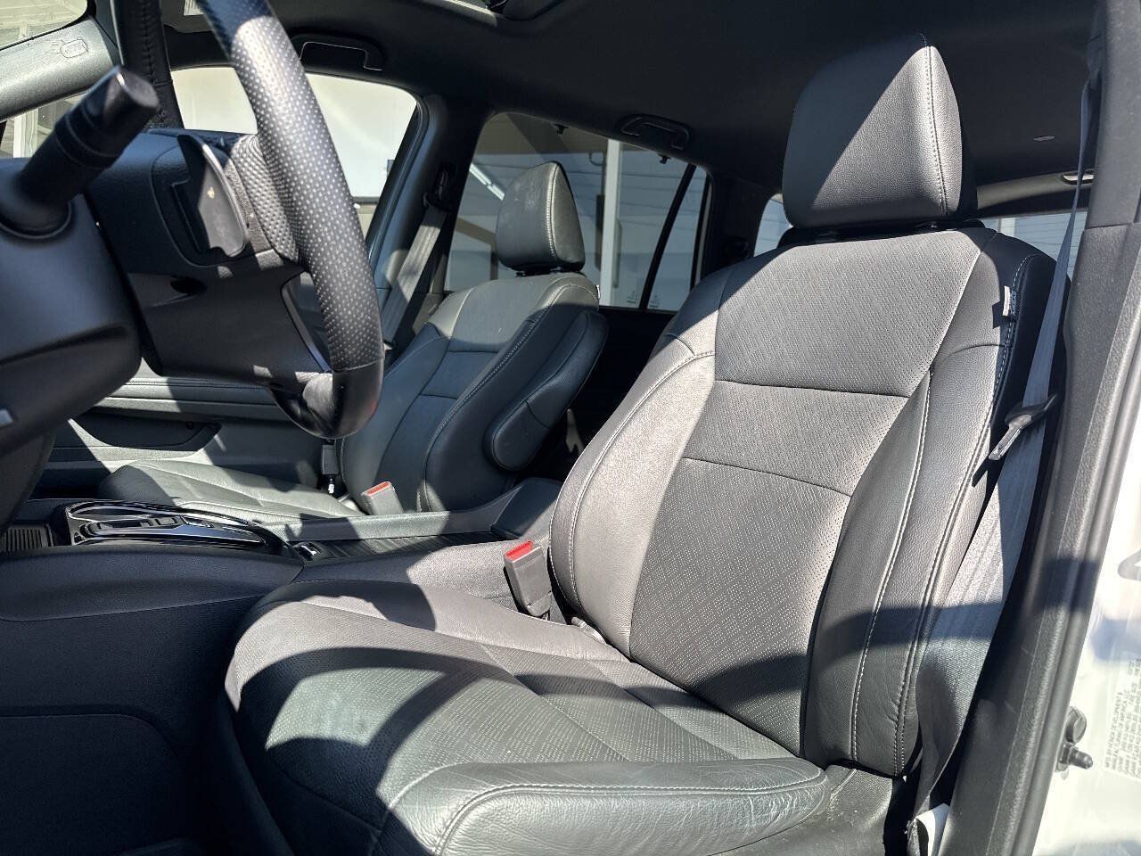 Used 2023 Honda Passport Elite image 31