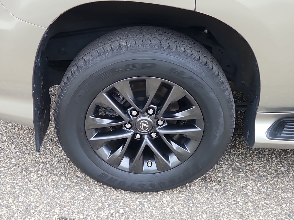 Used 2023 Lexus GX 460 Premium w/ Premium Package AWD/4WD image 9