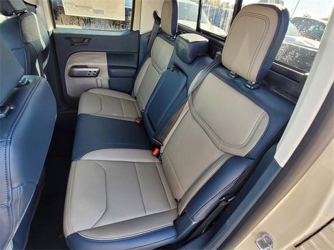 New 2025 Ford Maverick Lariat w/ 4K Tow Package image 6