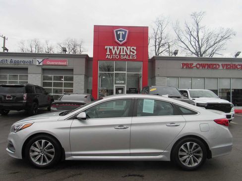 Used 2015 Hyundai Sonata Sport w/ Option Group 03 FWD image 1
