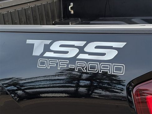 Used 2021 Toyota Tacoma SR image 7