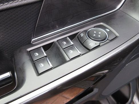 Certified 2021 Ford F150 XLT w/ Equipment Group 302A High image 10