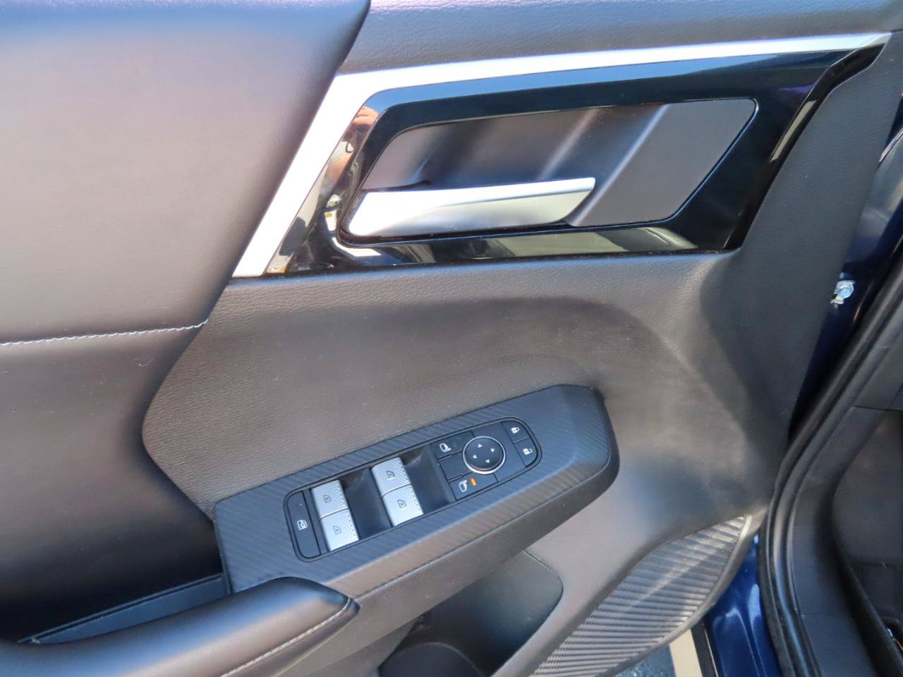 Used 2022 Mitsubishi Outlander SE AWD/4WD image 23
