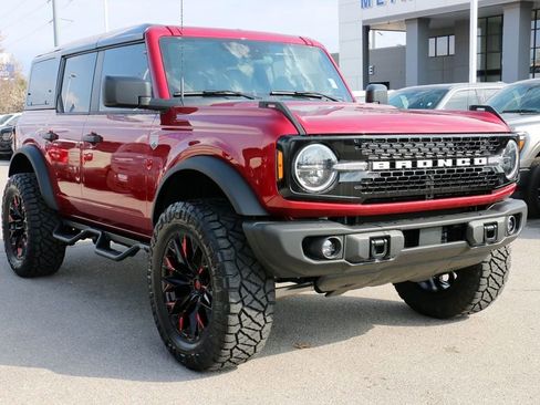 New 2025 Ford Bronco Big Bend w/ Black Diamond Package AWD/4WD image 4