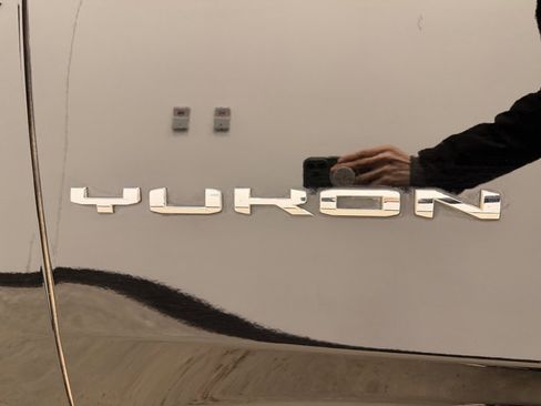 Used 2021 GMC Yukon SLT image 21