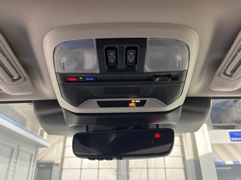 Certified 2024 Subaru Crosstrek 2.0i Premium AWD/4WD image 32