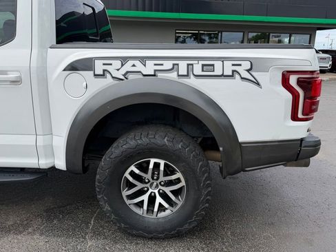 Used 2017 Ford F150 Raptor w/ Equipment Group 802A Luxury AWD/4WD image 13