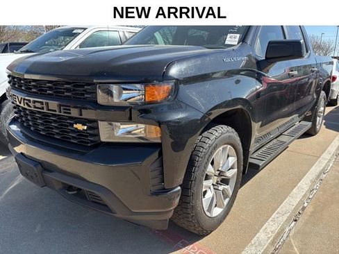 Used 2020 Chevrolet Silverado 1500 Custom w/ Custom Value Package image 1
