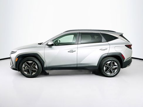 Used 2025 Hyundai Tucson SEL FWD image 4