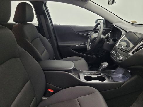 Used 2025 Chevrolet Malibu LS FWD image 21