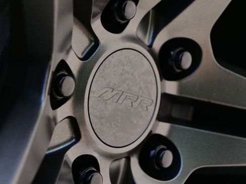 Used 2022 Chevrolet Camaro LT RWD image 38