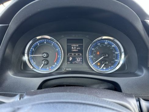 Used 2018 Toyota Corolla LE image 12