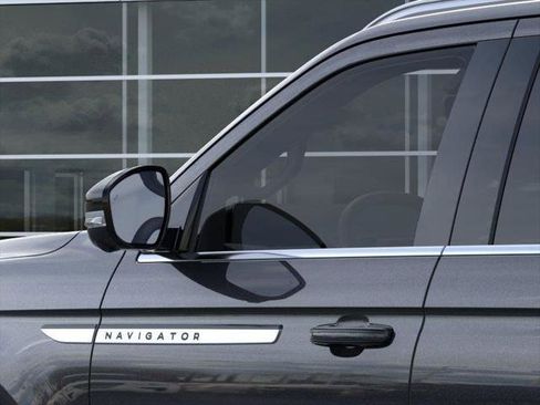 New 2026 Lincoln Navigator L Reserve AWD/4WD image 20