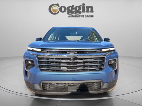 New 2026 Chevrolet Traverse LT w/ Driver Confidence Package FWD image 8