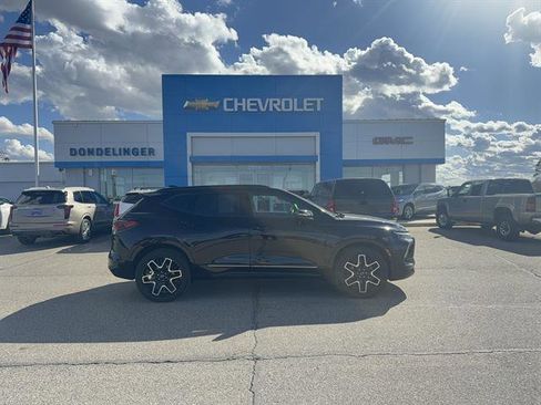 Used 2023 Chevrolet Blazer RS AWD/4WD image 1