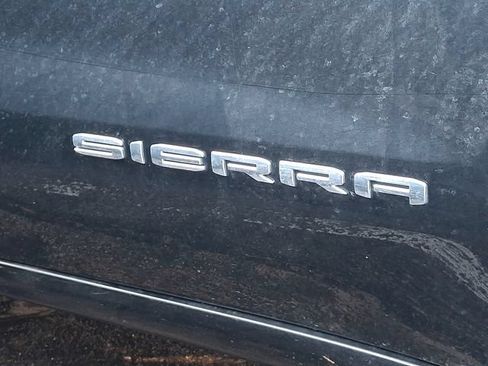 Used 2025 GMC Sierra 1500 SLT AWD/4WD image 8