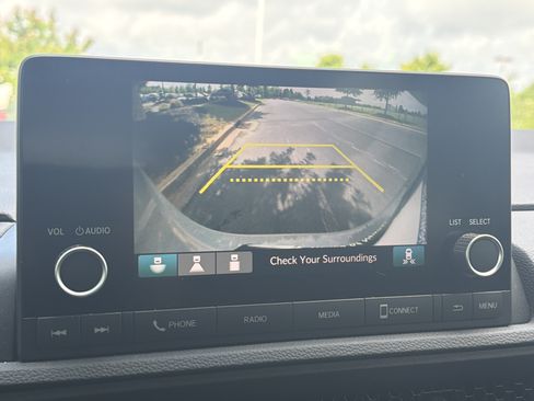 Certified 2025 Honda CR-V EX image 15
