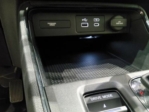 Used 2023 Honda CR-V EX image 30