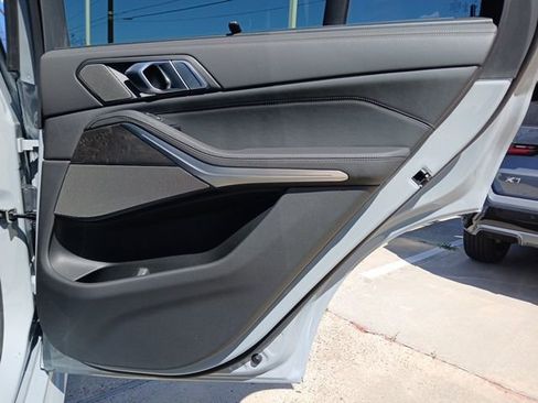 New 2026 BMW X5 sDrive40i RWD image 11