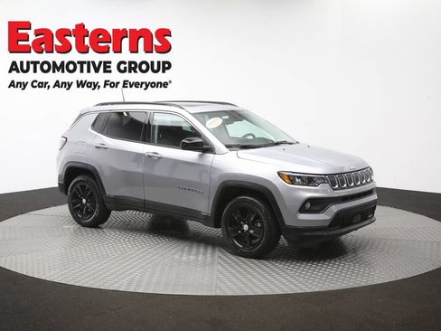Used 2022 Jeep Compass Latitude w/ Sun and Sound Group AWD/4WD image 50