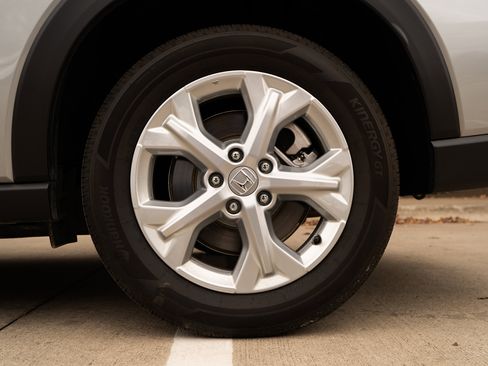 Certified 2025 Honda HR-V LX image 15