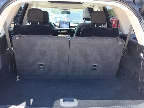 Used 2023 Lincoln Aviator Reserve image 36