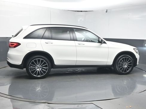 Used 2021 Mercedes-Benz GLC 300 w/ AMG Line image 9