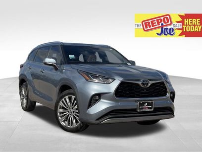 Used 2022 Toyota Highlander Platinum