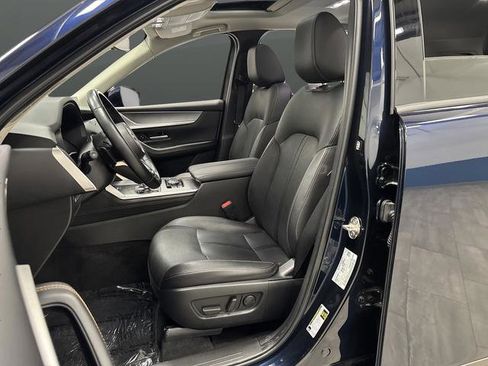 Used 2024 MAZDA CX-90 3.3 Turbo w/ Preferred Plus image 4