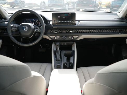 Used 2024 Honda Accord EX image 20