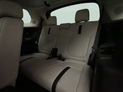 New 2026 Honda Pilot Touring image 18