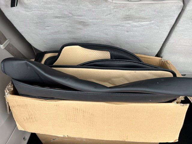 Used 2017 Chrysler Pacifica Limited FWD image 13