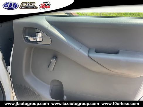 Used 2010 Nissan Frontier XE w/ XE Preferred Pkg RWD image 14