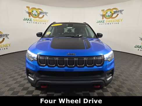 Used 2022 Jeep Compass Trailhawk w/ Trailhawk Elite Group image 2