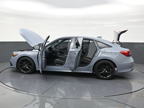 Used 2023 Honda Civic Sport image 31