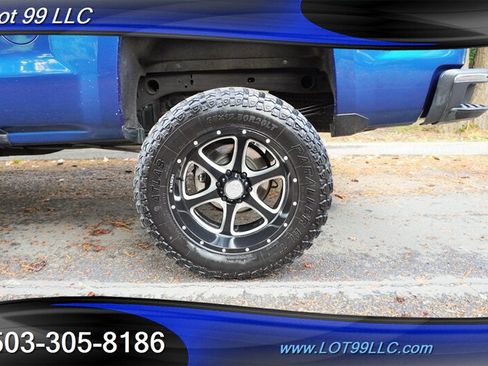 Used 2018 Chevrolet Silverado 1500 LT w/ All Star Edition AWD/4WD image 3