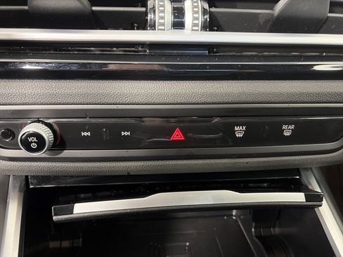 Used 2023 BMW 230i xDrive Coupe w/ Premium Package image 24