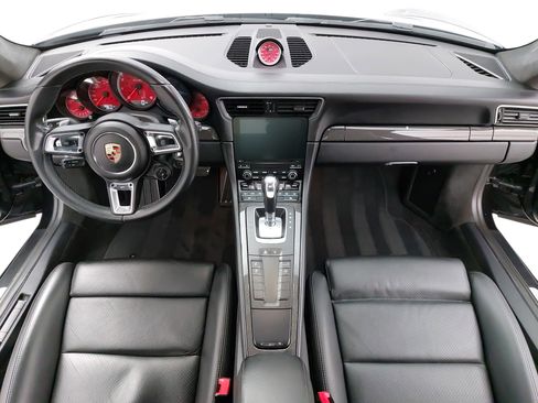 Certified 2019 Porsche 911 Turbo image 11