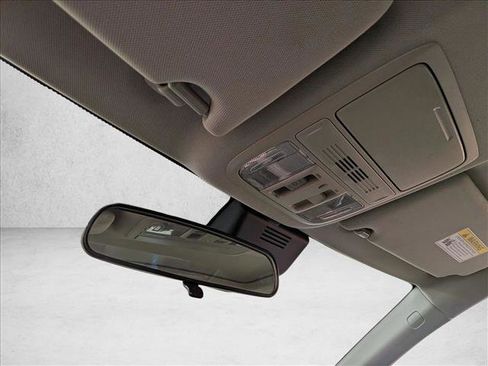 Used 2018 Honda Accord EX image 21