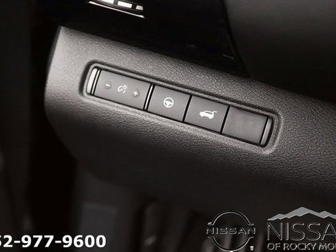 New 2026 Nissan Pathfinder SV image 28