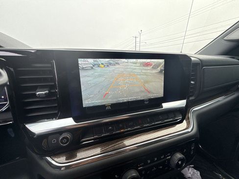 Used 2025 Chevrolet Silverado 1500 LT Trail Boss image 22